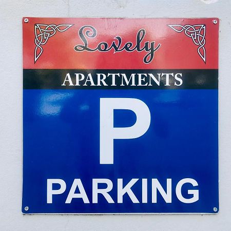 Lovely Apartments D Patras Bagian luar foto