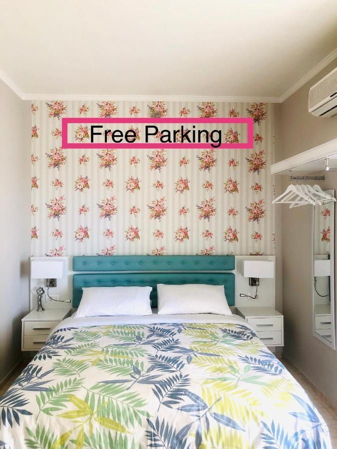 Lovely Apartments D Patras Bagian luar foto