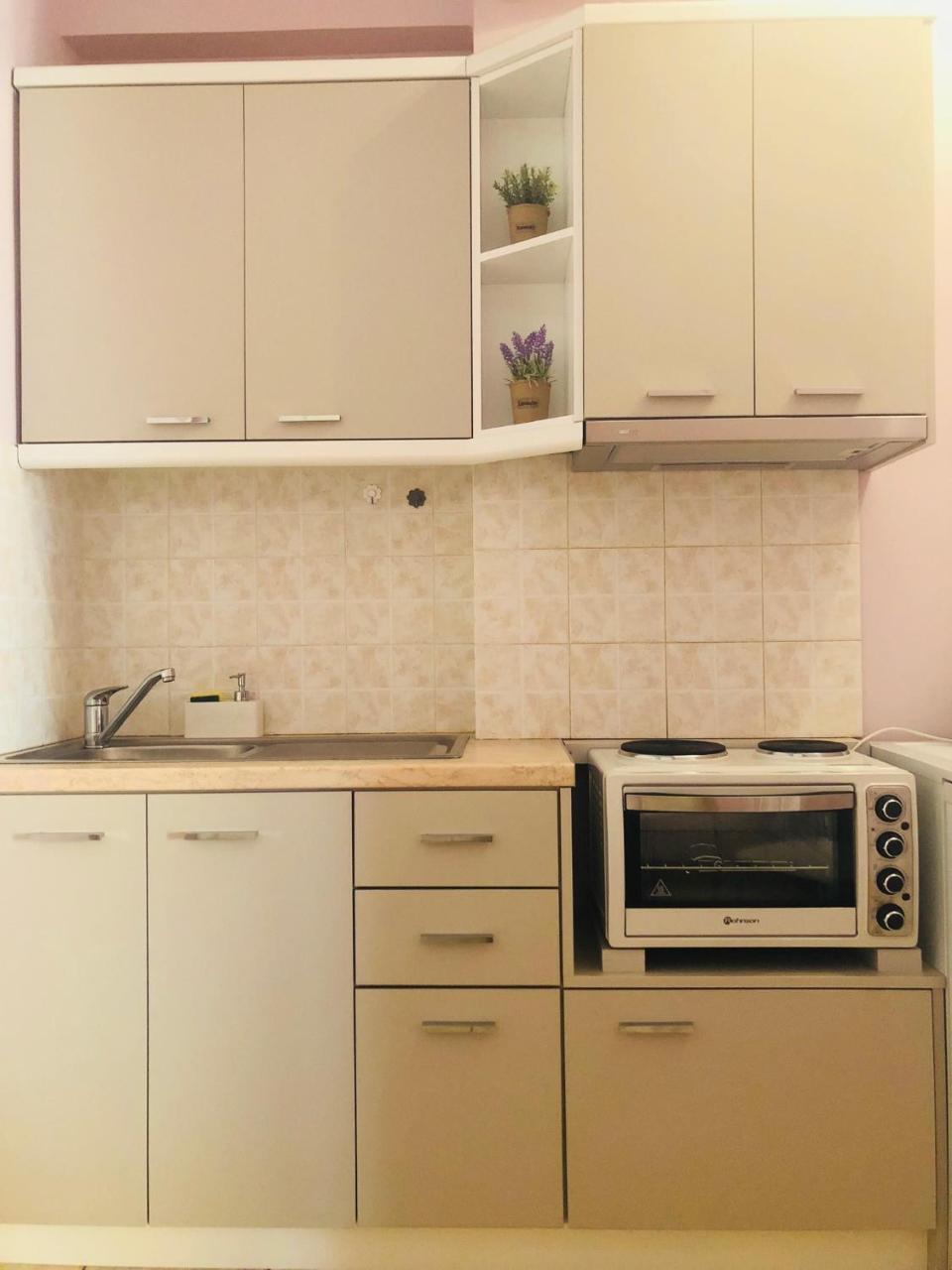 Lovely Apartments D Patras Bagian luar foto